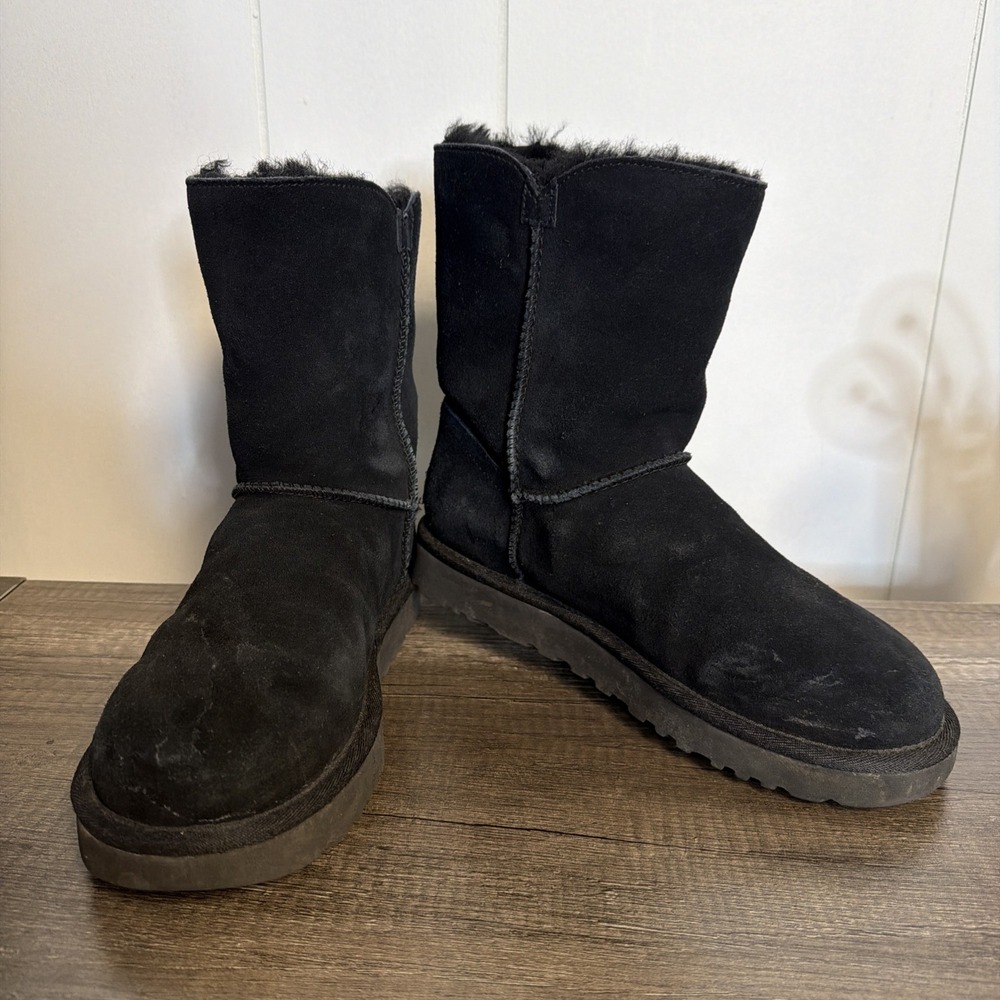 Women's UGG‎ Size 7 Marciela II Water Resistant Boots Suede Buckles